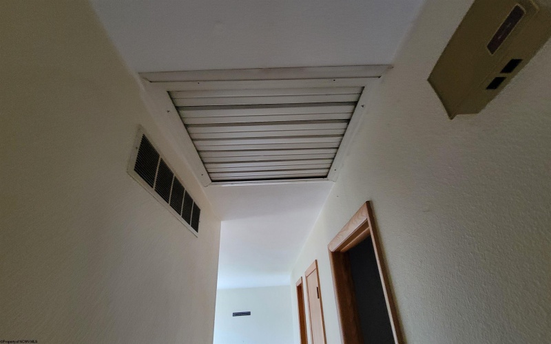 111 Pinewood Avenue, Bridgeport, West Virginia 26330, 3 Bedrooms Bedrooms, 8 Rooms Rooms,2 BathroomsBathrooms,Single Family Detached,For Sale,Pinewood,10163568