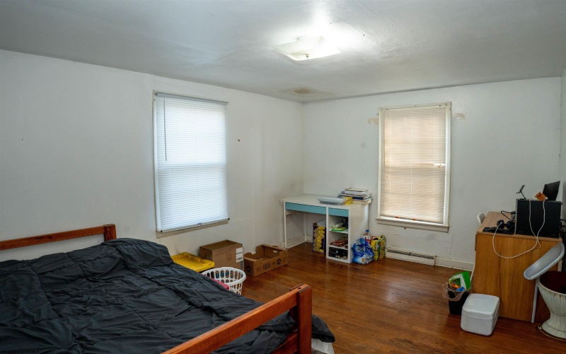 1224 Eastern Avenue, Morgantown, West Virginia 26505, 5 Bedrooms Bedrooms, 9 Rooms Rooms,3 BathroomsBathrooms,Single Family Detached,For Sale,Eastern,10163577