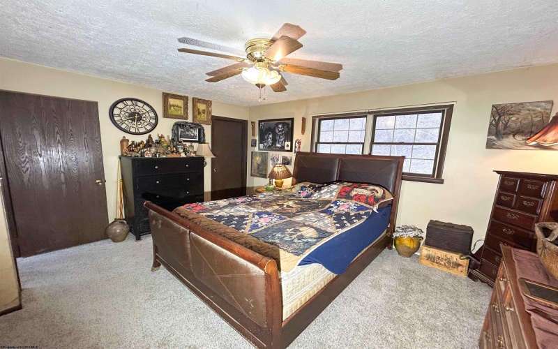 828 Alpine Street, Morgantown, West Virginia 26505, 3 Bedrooms Bedrooms, 10 Rooms Rooms,3 BathroomsBathrooms,Single Family Detached,For Sale,Alpine,10163595