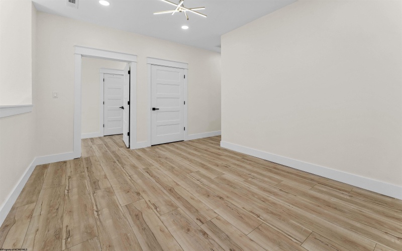 122 Tivoli Garden Drive, Morgantown, West Virginia 26508, 4 Bedrooms Bedrooms, 9 Rooms Rooms,4 BathroomsBathrooms,Single Family Attached,For Sale,Tivoli Garden,10163579