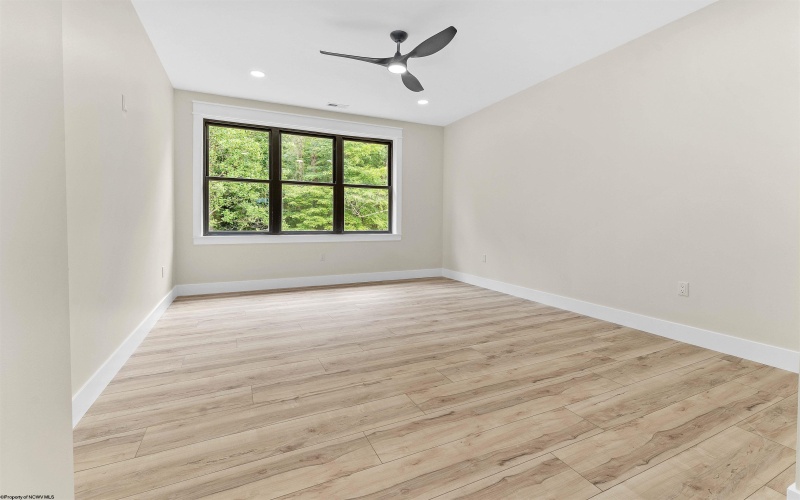 122 Tivoli Garden Drive, Morgantown, West Virginia 26508, 4 Bedrooms Bedrooms, 9 Rooms Rooms,4 BathroomsBathrooms,Single Family Attached,For Sale,Tivoli Garden,10163579