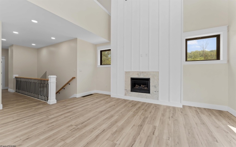 122 Tivoli Garden Drive, Morgantown, West Virginia 26508, 4 Bedrooms Bedrooms, 9 Rooms Rooms,4 BathroomsBathrooms,Single Family Attached,For Sale,Tivoli Garden,10163579