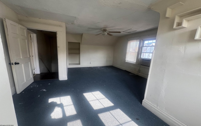 390 Forest Avenue, Morgantown, West Virginia 26505, 3 Bedrooms Bedrooms, 7 Rooms Rooms,1 BathroomBathrooms,Residential Rentals,For Rent,Forest,10163582