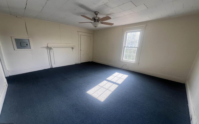 390 Forest Avenue, Morgantown, West Virginia 26505, 3 Bedrooms Bedrooms, 7 Rooms Rooms,1 BathroomBathrooms,Residential Rentals,For Rent,Forest,10163582