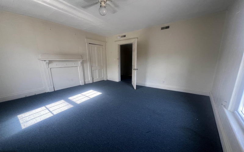 390 Forest Avenue, Morgantown, West Virginia 26505, 3 Bedrooms Bedrooms, 7 Rooms Rooms,1 BathroomBathrooms,Residential Rentals,For Rent,Forest,10163582