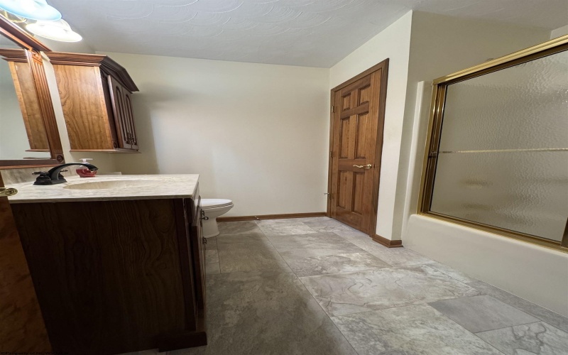 8 Franklin Court, Fairmont, West Virginia 26554-0000, 3 Bedrooms Bedrooms, 5 Rooms Rooms,2 BathroomsBathrooms,Single Family Detached,For Sale,Franklin,10163586