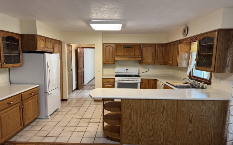 8 Franklin Court, Fairmont, West Virginia 26554-0000, 3 Bedrooms Bedrooms, 5 Rooms Rooms,2 BathroomsBathrooms,Single Family Detached,For Sale,Franklin,10163586