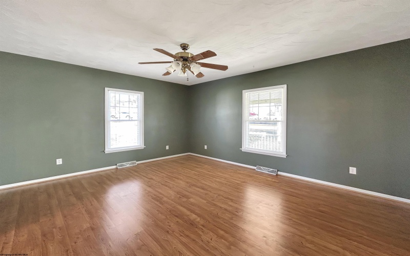 217 High Street, Kingwood, West Virginia 26537, 3 Bedrooms Bedrooms, 9 Rooms Rooms,3 BathroomsBathrooms,Single Family Detached,For Sale,High,10163585