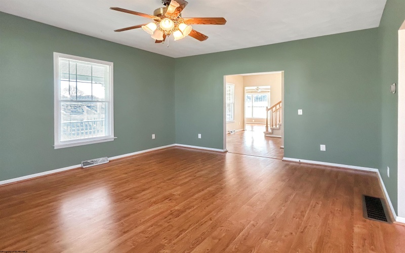 217 High Street, Kingwood, West Virginia 26537, 3 Bedrooms Bedrooms, 9 Rooms Rooms,3 BathroomsBathrooms,Single Family Detached,For Sale,High,10163585