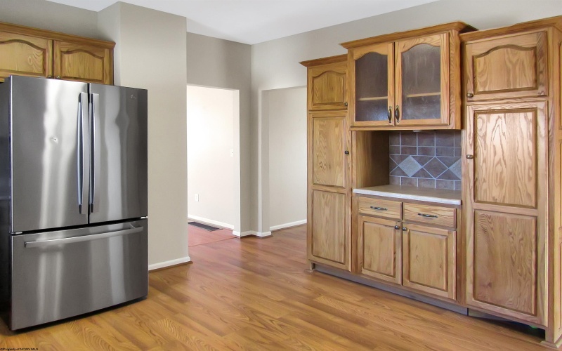 217 High Street, Kingwood, West Virginia 26537, 3 Bedrooms Bedrooms, 9 Rooms Rooms,3 BathroomsBathrooms,Single Family Detached,For Sale,High,10163585