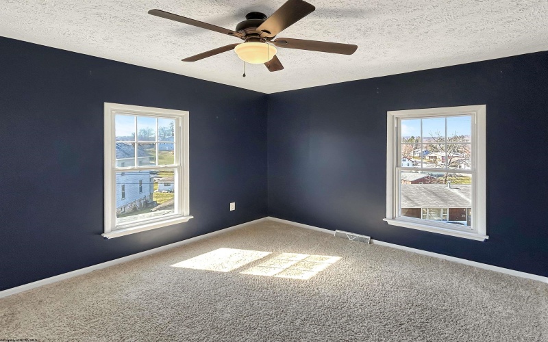 217 High Street, Kingwood, West Virginia 26537, 3 Bedrooms Bedrooms, 9 Rooms Rooms,3 BathroomsBathrooms,Single Family Detached,For Sale,High,10163585