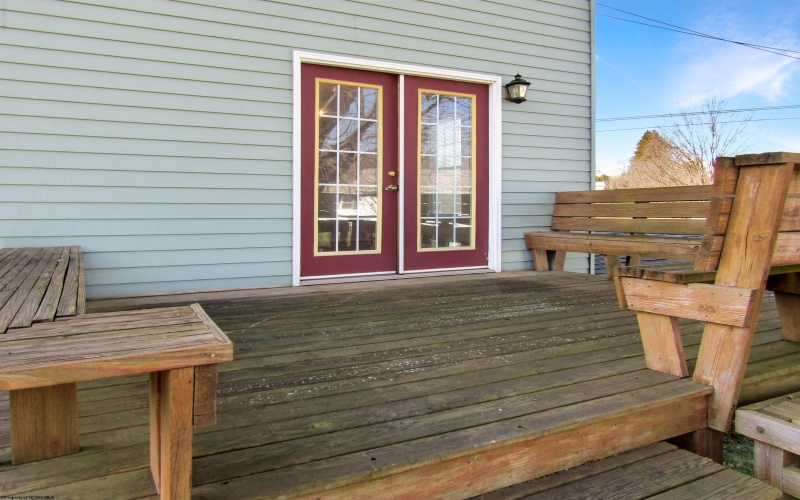 217 High Street, Kingwood, West Virginia 26537, 3 Bedrooms Bedrooms, 9 Rooms Rooms,3 BathroomsBathrooms,Single Family Detached,For Sale,High,10163585