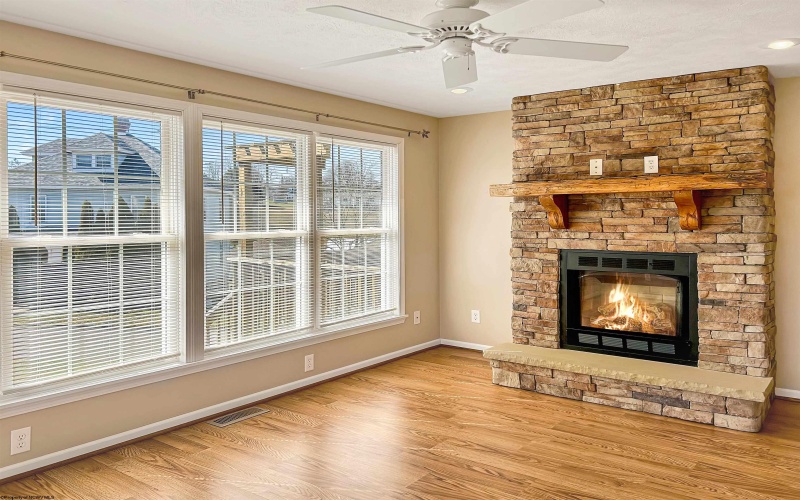 217 High Street, Kingwood, West Virginia 26537, 3 Bedrooms Bedrooms, 9 Rooms Rooms,3 BathroomsBathrooms,Single Family Detached,For Sale,High,10163585