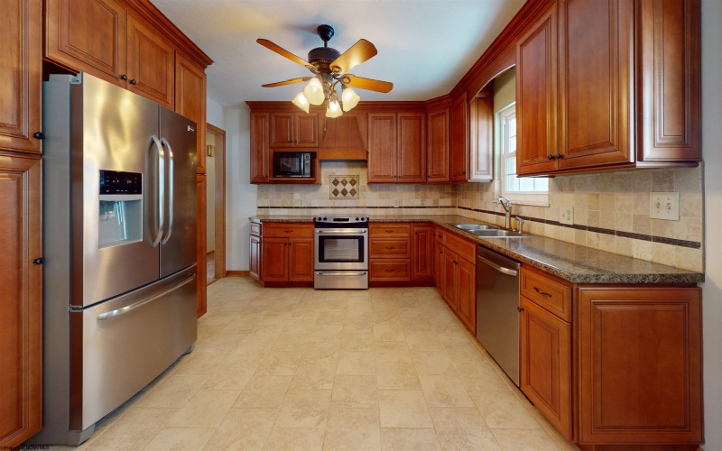 4554 Beverly Pike, Grafton, West Virginia 26354, 3 Bedrooms Bedrooms, 7 Rooms Rooms,2 BathroomsBathrooms,Single Family Detached,For Sale,Beverly,10163589