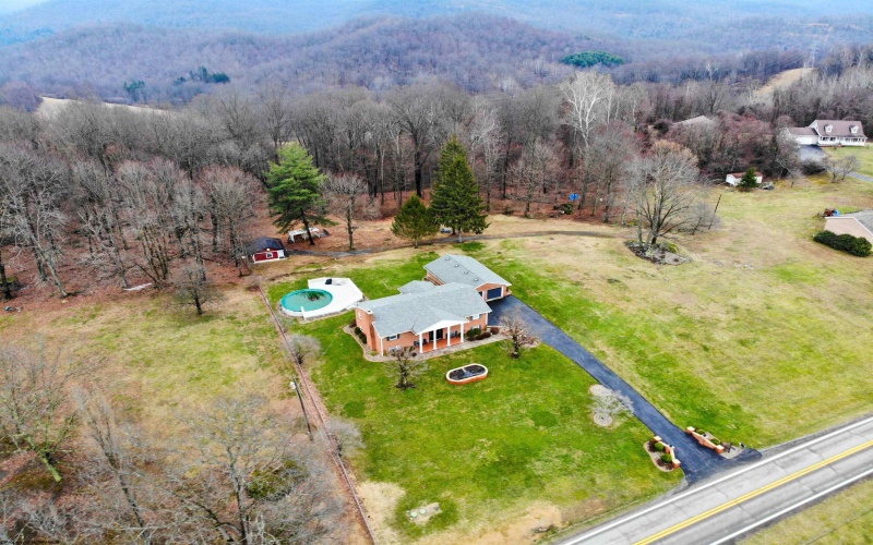 4554 Beverly Pike, Grafton, West Virginia 26354, 3 Bedrooms Bedrooms, 7 Rooms Rooms,2 BathroomsBathrooms,Single Family Detached,For Sale,Beverly,10163589