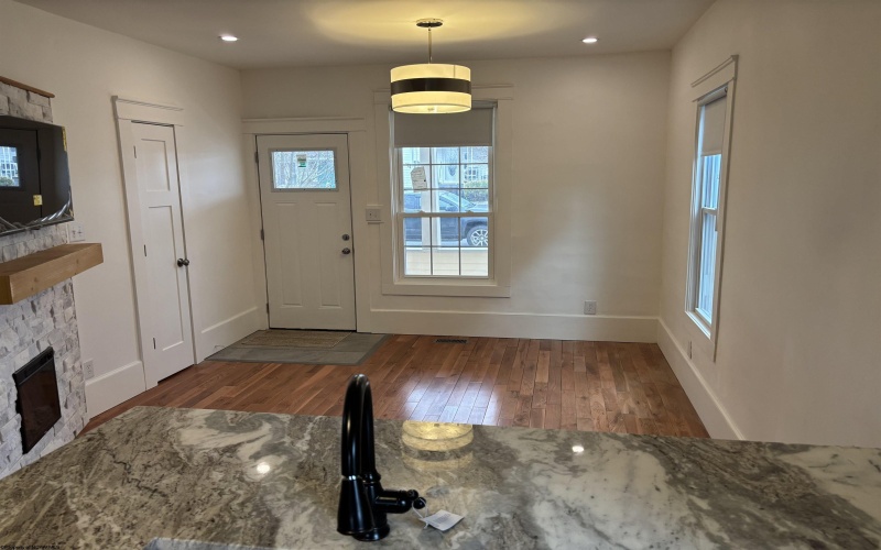 204 Ohio Avenue, Nutter Fort, West Virginia 26301, 2 Bedrooms Bedrooms, 6 Rooms Rooms,1 BathroomBathrooms,Single Family Detached,For Sale,Ohio,10163584