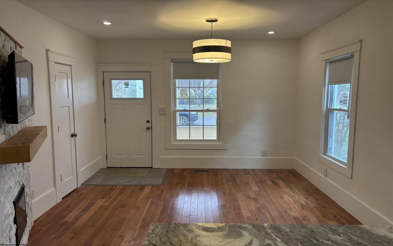 204 Ohio Avenue, Nutter Fort, West Virginia 26301, 2 Bedrooms Bedrooms, 6 Rooms Rooms,1 BathroomBathrooms,Single Family Detached,For Sale,Ohio,10163584