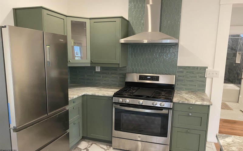 204 Ohio Avenue, Nutter Fort, West Virginia 26301, 2 Bedrooms Bedrooms, 6 Rooms Rooms,1 BathroomBathrooms,Single Family Detached,For Sale,Ohio,10163584