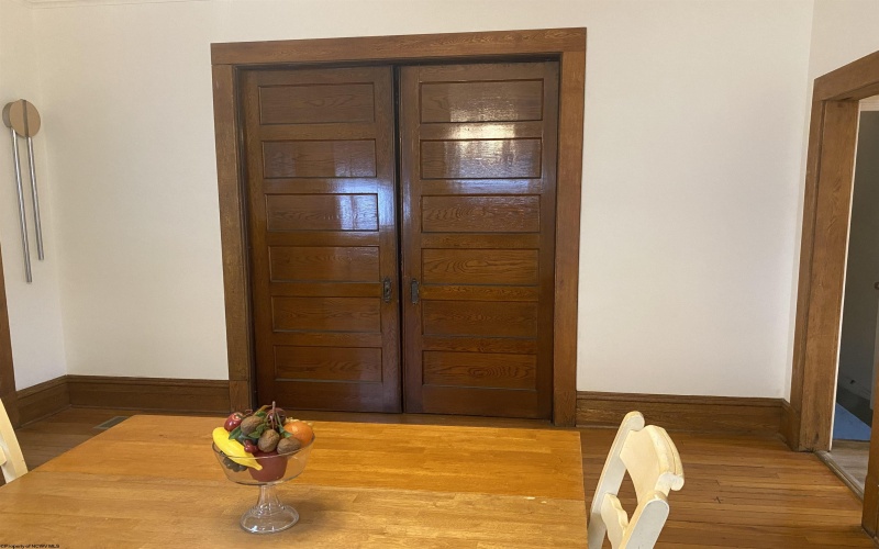 187 Pike Street, Clarksburg, West Virginia 26301, 5 Bedrooms Bedrooms, 11 Rooms Rooms,2 BathroomsBathrooms,Single Family Detached,For Sale,Pike,10163581