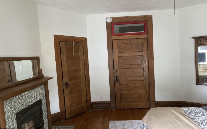 187 Pike Street, Clarksburg, West Virginia 26301, 5 Bedrooms Bedrooms, 11 Rooms Rooms,2 BathroomsBathrooms,Single Family Detached,For Sale,Pike,10163581