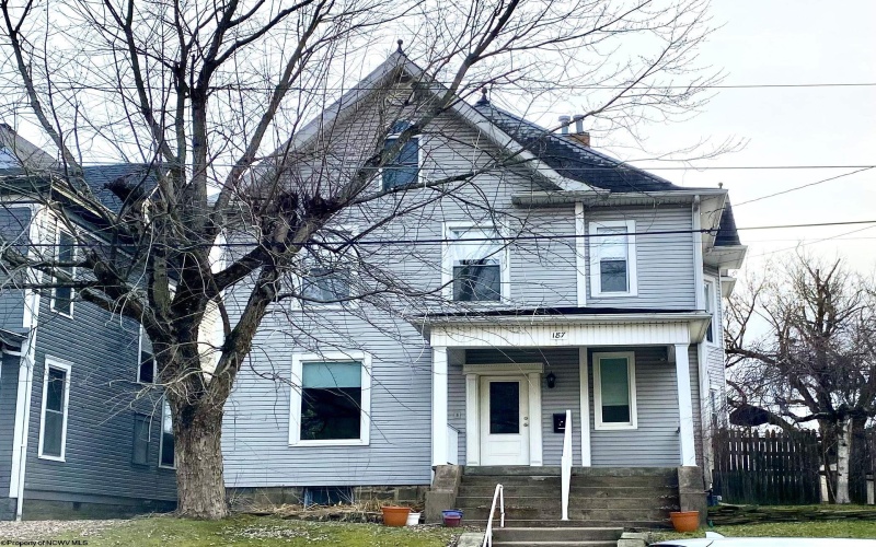 187 Pike Street, Clarksburg, West Virginia 26301, 5 Bedrooms Bedrooms, 11 Rooms Rooms,2 BathroomsBathrooms,Single Family Detached,For Sale,Pike,10163581