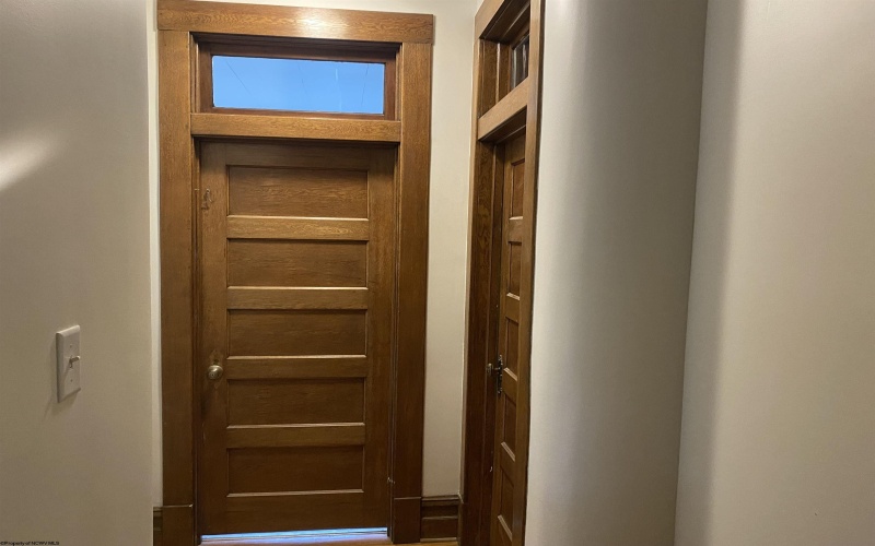 187 Pike Street, Clarksburg, West Virginia 26301, 5 Bedrooms Bedrooms, 11 Rooms Rooms,2 BathroomsBathrooms,Single Family Detached,For Sale,Pike,10163581