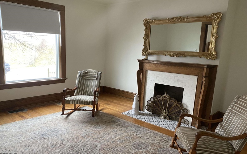 187 Pike Street, Clarksburg, West Virginia 26301, 5 Bedrooms Bedrooms, 11 Rooms Rooms,2 BathroomsBathrooms,Single Family Detached,For Sale,Pike,10163581