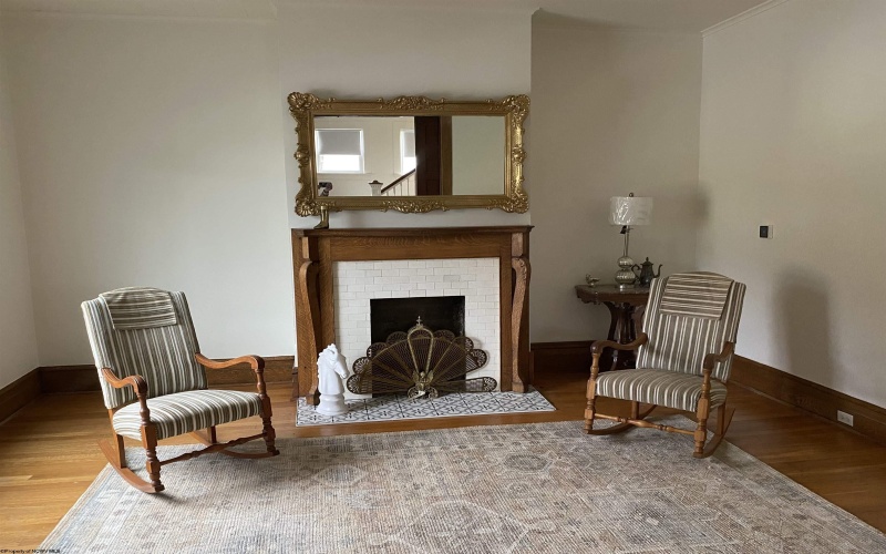 187 Pike Street, Clarksburg, West Virginia 26301, 5 Bedrooms Bedrooms, 11 Rooms Rooms,2 BathroomsBathrooms,Single Family Detached,For Sale,Pike,10163581