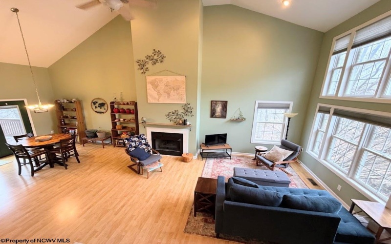 26 Oakton Drive, Morgantown, West Virginia 26508, 3 Bedrooms Bedrooms, 7 Rooms Rooms,2 BathroomsBathrooms,Single Family Detached,For Sale,Oakton,10163590