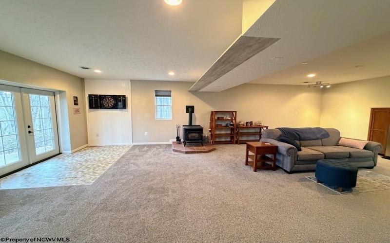 26 Oakton Drive, Morgantown, West Virginia 26508, 3 Bedrooms Bedrooms, 7 Rooms Rooms,2 BathroomsBathrooms,Single Family Detached,For Sale,Oakton,10163590