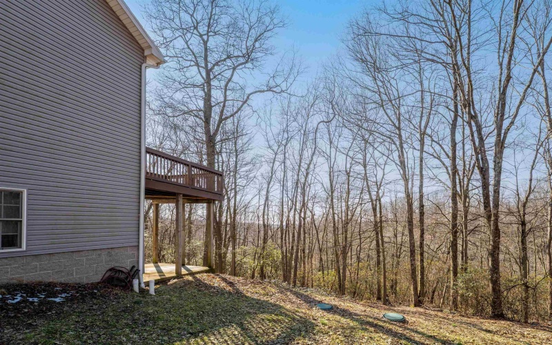 26 Oakton Drive, Morgantown, West Virginia 26508, 3 Bedrooms Bedrooms, 7 Rooms Rooms,2 BathroomsBathrooms,Single Family Detached,For Sale,Oakton,10163590