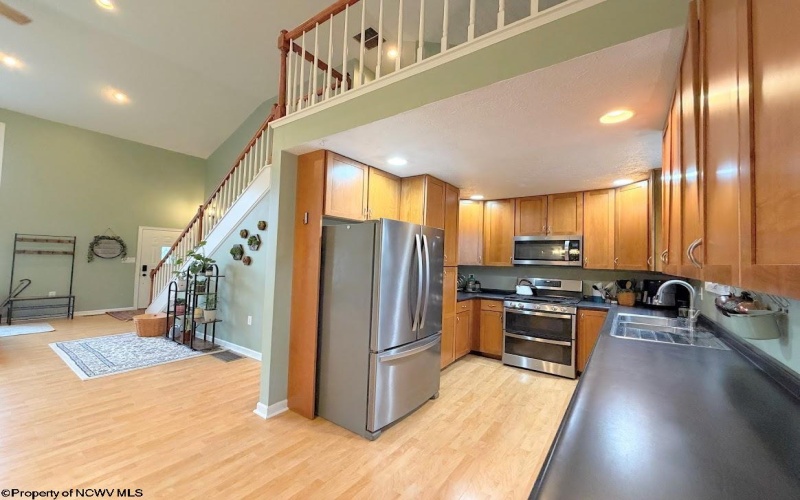 26 Oakton Drive, Morgantown, West Virginia 26508, 3 Bedrooms Bedrooms, 7 Rooms Rooms,2 BathroomsBathrooms,Single Family Detached,For Sale,Oakton,10163590