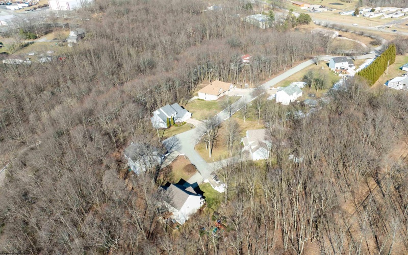 26 Oakton Drive, Morgantown, West Virginia 26508, 3 Bedrooms Bedrooms, 7 Rooms Rooms,2 BathroomsBathrooms,Single Family Detached,For Sale,Oakton,10163590