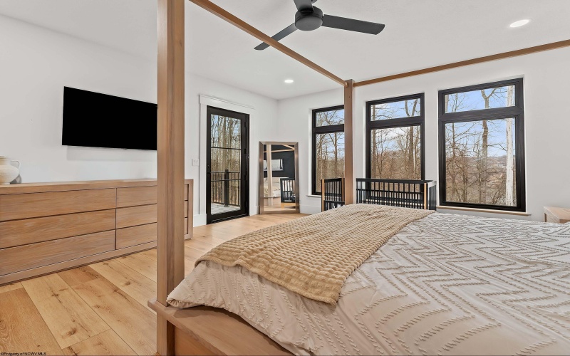 101 Haven Court, Morgantown, West Virginia 26508, 4 Bedrooms Bedrooms, 10 Rooms Rooms,3 BathroomsBathrooms,Single Family Detached,For Sale,Haven,10163587