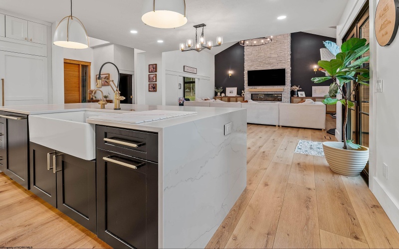 101 Haven Court, Morgantown, West Virginia 26508, 4 Bedrooms Bedrooms, 10 Rooms Rooms,3 BathroomsBathrooms,Single Family Detached,For Sale,Haven,10163587