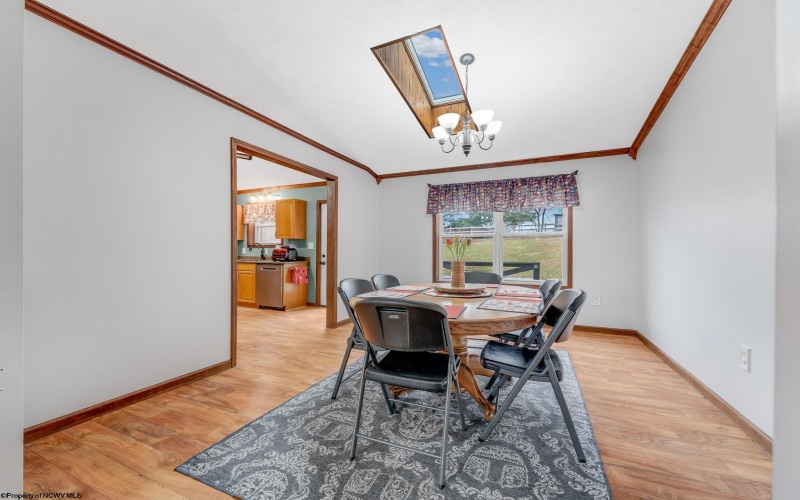 427 Aarons Creek Road, Morgantown, West Virginia 26508, 3 Bedrooms Bedrooms, 8 Rooms Rooms,2 BathroomsBathrooms,Single Family Detached,For Sale,Aarons Creek,10163596