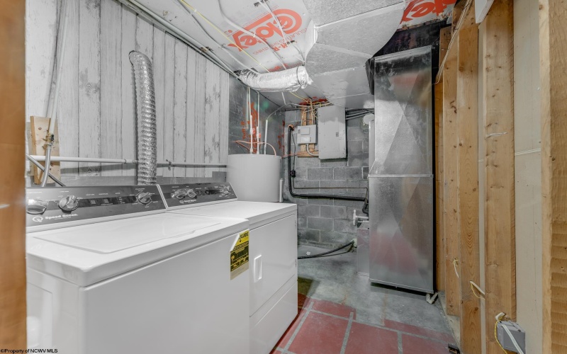 427 Aarons Creek Road, Morgantown, West Virginia 26508, 3 Bedrooms Bedrooms, 8 Rooms Rooms,2 BathroomsBathrooms,Single Family Detached,For Sale,Aarons Creek,10163596