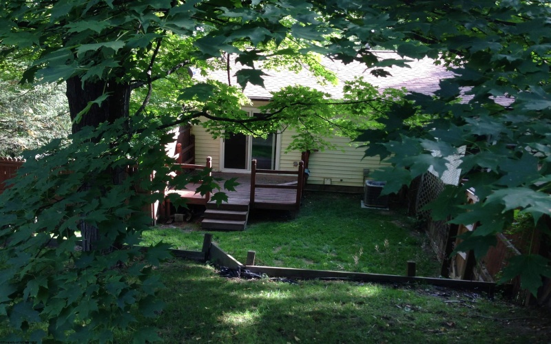 1205 Bartlow Street, Morgantown, West Virginia 26505-5241, 2 Bedrooms Bedrooms, 5 Rooms Rooms,2 BathroomsBathrooms,Residential Rentals,For Rent,Bartlow,10163608