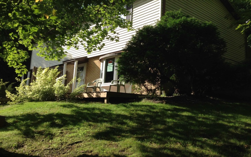 1205 Bartlow Street, Morgantown, West Virginia 26505-5241, 2 Bedrooms Bedrooms, 5 Rooms Rooms,2 BathroomsBathrooms,Residential Rentals,For Rent,Bartlow,10163608