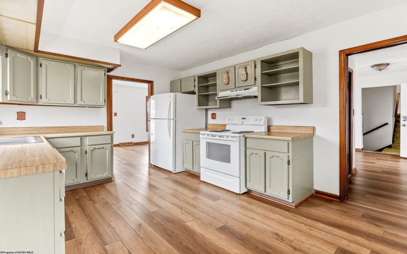 224 Hemlock Lane, Reedsville, West Virginia 26547, 4 Bedrooms Bedrooms, 8 Rooms Rooms,2 BathroomsBathrooms,Single Family Detached,For Sale,Hemlock,10163610