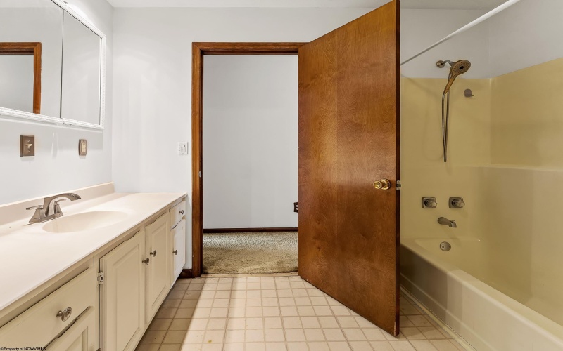 224 Hemlock Lane, Reedsville, West Virginia 26547, 4 Bedrooms Bedrooms, 8 Rooms Rooms,2 BathroomsBathrooms,Single Family Detached,For Sale,Hemlock,10163610