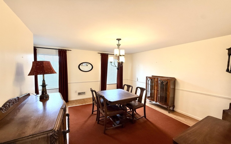 187 Ridgeway Drive, Bridgeport, West Virginia 26330, 4 Bedrooms Bedrooms, 10 Rooms Rooms,2 BathroomsBathrooms,Single Family Detached,For Sale,Ridgeway,10163602