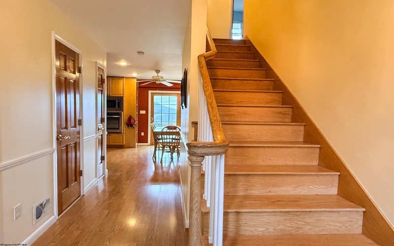 187 Ridgeway Drive, Bridgeport, West Virginia 26330, 4 Bedrooms Bedrooms, 10 Rooms Rooms,2 BathroomsBathrooms,Single Family Detached,For Sale,Ridgeway,10163602