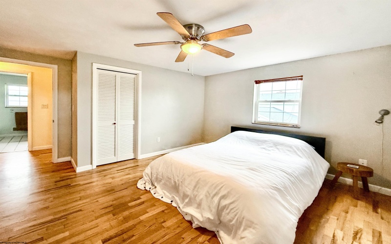 187 Ridgeway Drive, Bridgeport, West Virginia 26330, 4 Bedrooms Bedrooms, 10 Rooms Rooms,2 BathroomsBathrooms,Single Family Detached,For Sale,Ridgeway,10163602