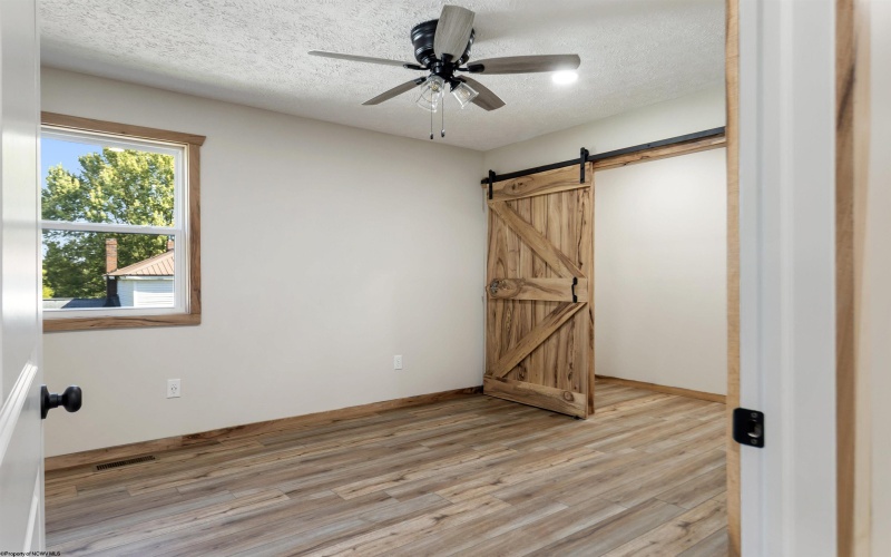 100 Maple Street, Masontown, West Virginia 26542, 4 Bedrooms Bedrooms, 8 Rooms Rooms,2 BathroomsBathrooms,Single Family Detached,For Sale,Maple,10163607