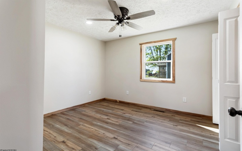 100 Maple Street, Masontown, West Virginia 26542, 4 Bedrooms Bedrooms, 8 Rooms Rooms,2 BathroomsBathrooms,Single Family Detached,For Sale,Maple,10163607