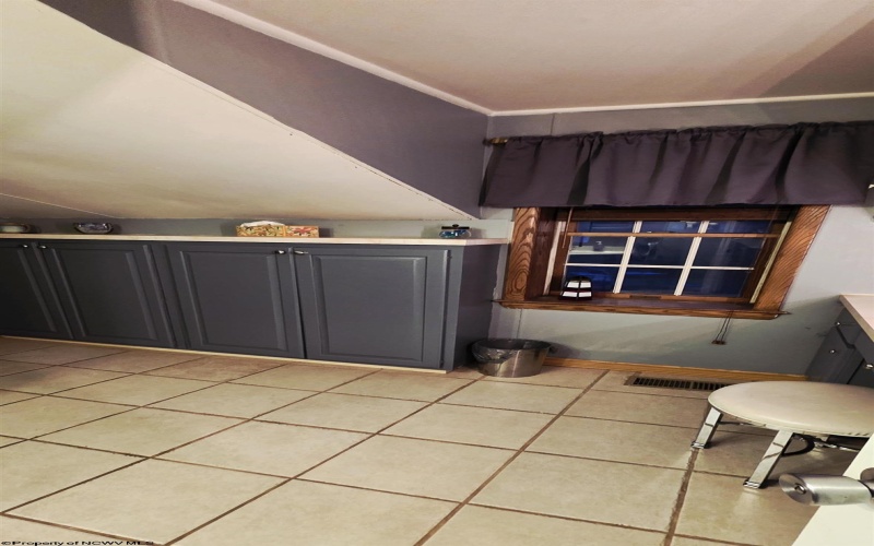 216 Zachs Run Road, Mount Clare, West Virginia 26408, 3 Bedrooms Bedrooms, 7 Rooms Rooms,2 BathroomsBathrooms,Single Family Detached,For Sale,Zachs Run,10163604