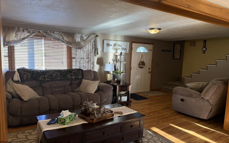 216 Zachs Run Road, Mount Clare, West Virginia 26408, 3 Bedrooms Bedrooms, 7 Rooms Rooms,2 BathroomsBathrooms,Single Family Detached,For Sale,Zachs Run,10163604