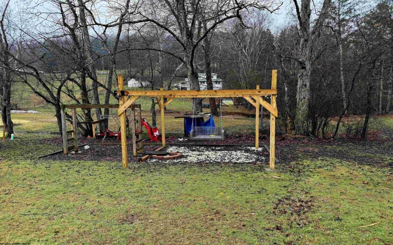 216 Zachs Run Road, Mount Clare, West Virginia 26408, 3 Bedrooms Bedrooms, 7 Rooms Rooms,2 BathroomsBathrooms,Single Family Detached,For Sale,Zachs Run,10163604