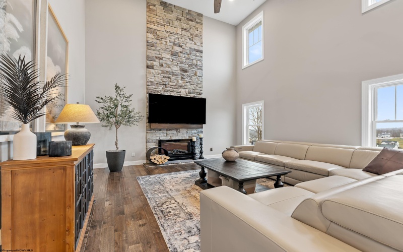 708 Slaton Lane, Morgantown, West Virginia 26508, 5 Bedrooms Bedrooms, 12 Rooms Rooms,3 BathroomsBathrooms,Single Family Detached,For Sale,Slaton,10163601